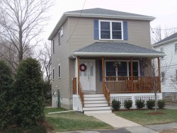 210 Derby St, Newton, MA 02465-1527