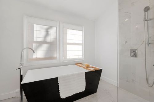 336 Elliot St, Newton MA 02464-1250 exterior