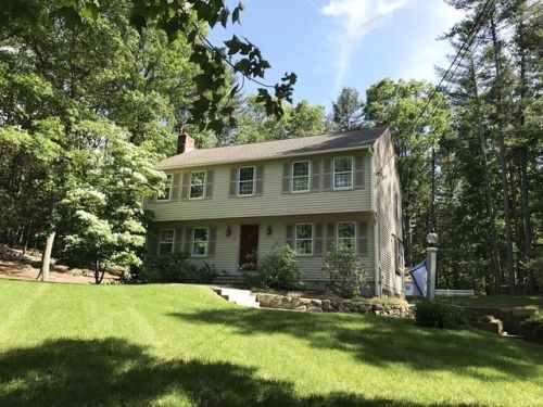 3 Sagamore Rd, Norfolk, MA 02056-1809