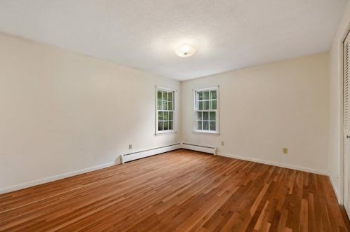 30 Duxbury Dr, Holden MA 01520-1643 exterior