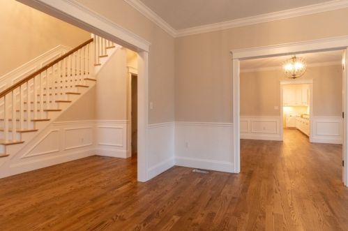 61 Rosemary St, Needham, MA 02492-3266