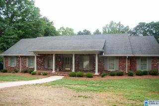 1818 Hummingbird Ln, Birmingham, AL 35226-2719