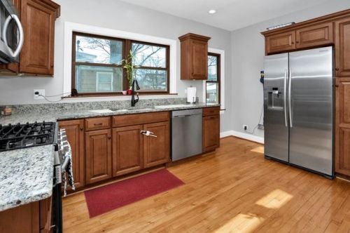 3322 Wenonah Ave, Forest View IL 60402-2928 exterior