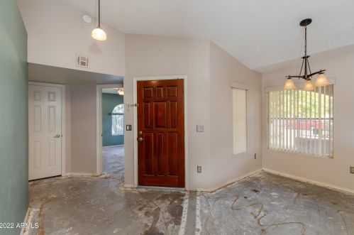 18802 37th Pl, Phoenix AZ  85050-2615 exterior