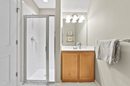 1 Kyle Dr, Tinton Falls NJ 07712-7535 exterior