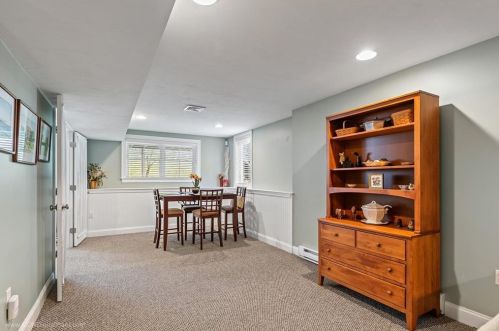 21 Winterberry Way, Norfolk MA 02056-1834 exterior