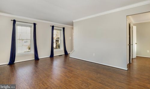 9005 Queen Maria Ct, Columbia MD 21045-2405 exterior