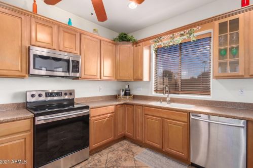 5213 16 Dr, Phoenix AZ 85015-1424 exterior