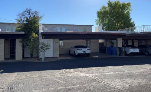 2955 29 St, Phoenix AZ 85032-3726 exterior