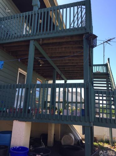 6 Lincoln Ave, Carteret NJ 07008-2722 exterior