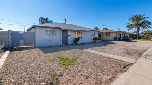 2927 Dunlap Ave, Phoenix, AZ 85051-3427