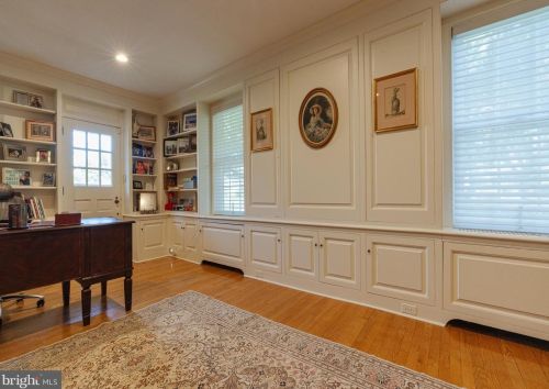 605 Delaware St, West Deptford NJ  08096-1576 exterior