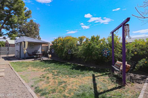 911 Campo Bello Dr, Phoenix AZ 85032-2051 exterior