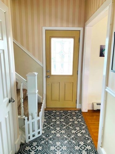 18 Moynan St, New Bedford, MA 02745-5649