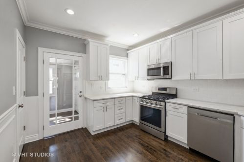 6908 29 Pl, Forest View IL 60402-2939 exterior