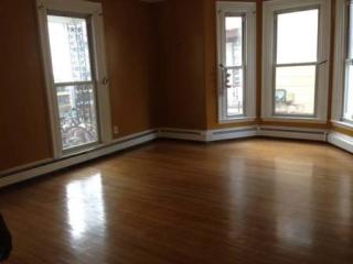 67 Court St, Newton MA  02458-1390 exterior