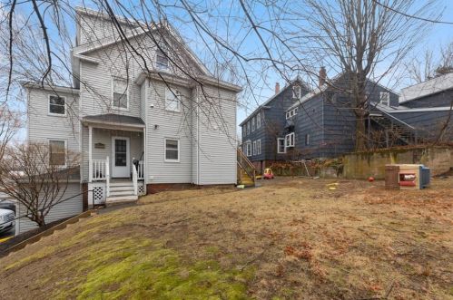 342 Main St, Groveland MA 01834-1346 exterior