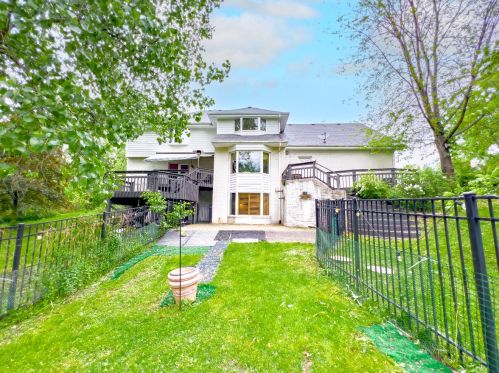 1240 131 Ct, Lemont IL exterior