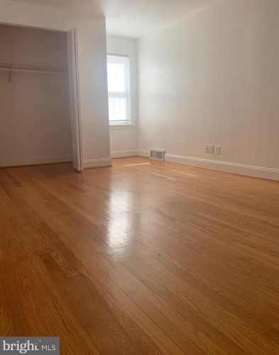 6822 Loretto Ave, Philadelphia PA 19111-5844 exterior