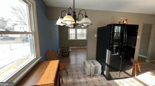 102 Military Dr, West Deptford NJ 08063-1506 exterior