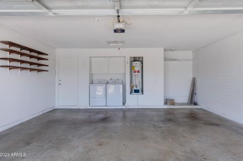 4115 Cinnabar Ave, Phoenix AZ 85020-1734 exterior