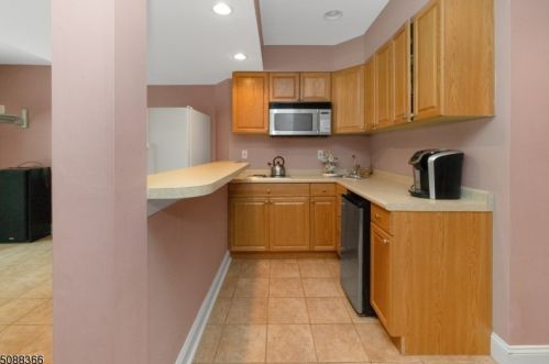 9 Tuscany Dr, Jackson Twp NJ  08527-3169 exterior