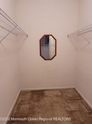 9 Fernwood Dr, Tinton Falls NJ 07712-8713 exterior