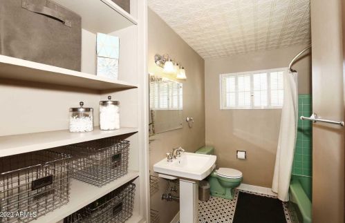 6212 14 Pl, Phoenix AZ 85014-1737 exterior