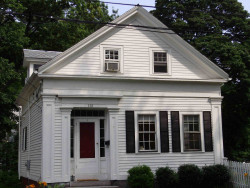 110 Jewett St, Newton, MA 02458-1525