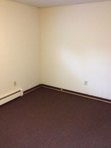 41 Godfrey St, Taunton MA 02780-7031 exterior