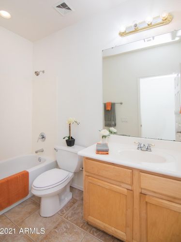 6851 27 Pl, Phoenix AZ 85008-2745 exterior