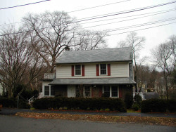 20 Byfield Rd, Newton, MA 02468-1234