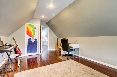 27 Mt Pleasant Ave, Belleville NJ 07109-2021 exterior