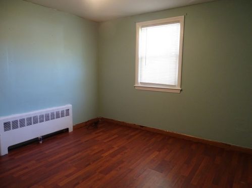 11 Rhodes Cir, Hingham MA 02043-1529 exterior