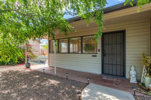 1847 Earll Dr, Phoenix, AZ 85015-6129