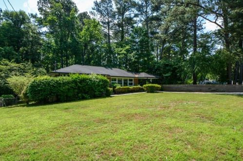 2314 Bryant Dr, Atlanta GA  30344-2010 exterior