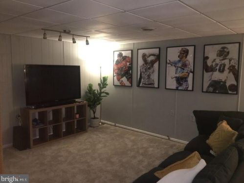 233 Balin Ct, West Deptford NJ  08051-2217 exterior