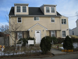 144 Washington Ave, Newton, MA 02465-1026