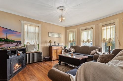 58 Fremont Ave, Everett MA 02149-5022 exterior