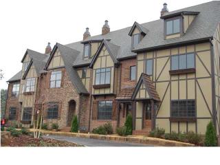 1304 Essex Manor Cir, Birmingham AL  35209-8100 exterior