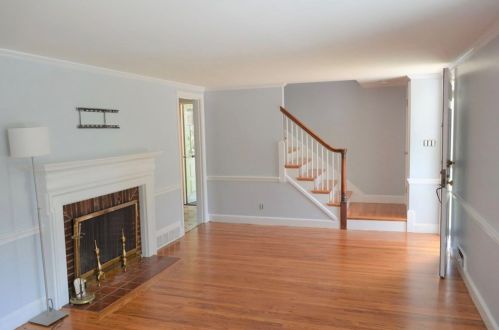 73 Sunset Rd, Arlington MA  02474-2646 exterior