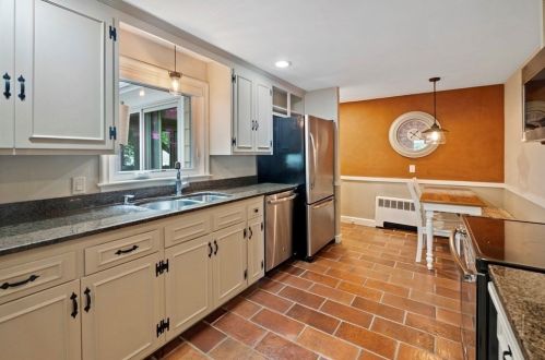 3 Elliot Rd, Lynnfield MA  01940-2001 exterior