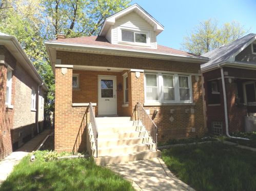 3741 Home Ave, Forest View, IL 60402-3923