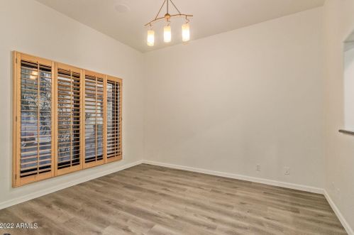 21 Beryl Ave, Phoenix AZ  85021-2480 exterior