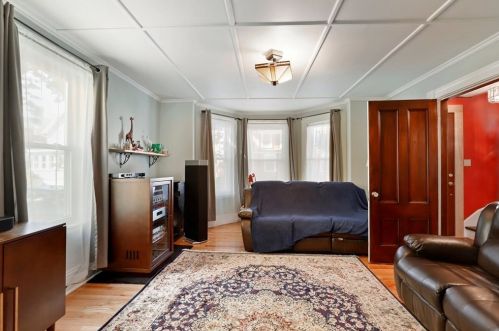 7 Fayette St, Beverly MA 01915-4913 exterior