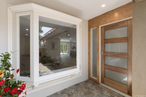 1 Satinwood Way, Irvine CA  92612-2111 exterior