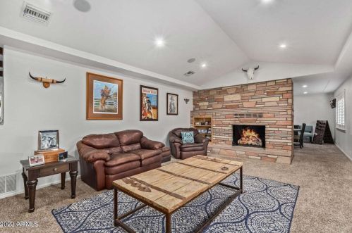 6849 2nd St, Phoenix AZ  85012-1005 exterior