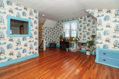 123 Locust St, New Bedford MA 02740-4506 exterior