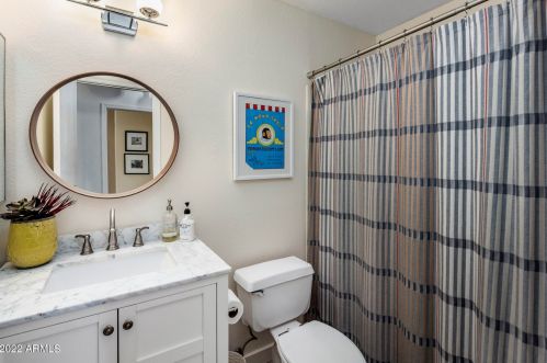 4613 Charleston Ave, Phoenix AZ 85032-9548 exterior