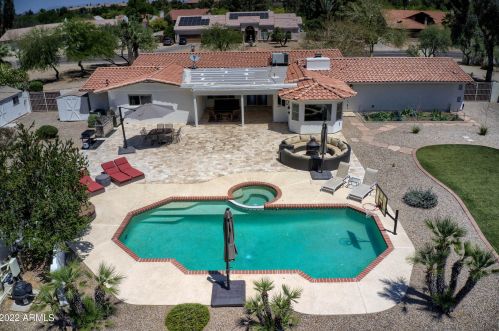 4637 Cholla St, Phoenix AZ 85029-3800 exterior